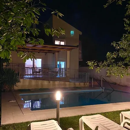 Villa Alvin *